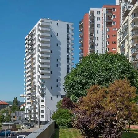 Spacy Modern Near Hockey Stadium Lägenhet Bratislava