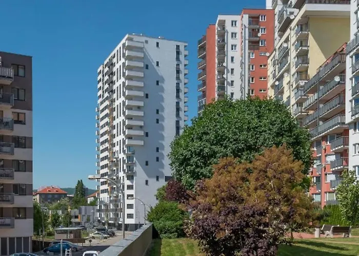 Spacy Modern Near Hockey Stadium Appartement Bratislava