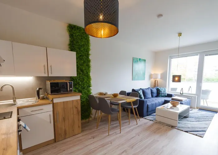 Spacy Modern Near Hockey Stadium *