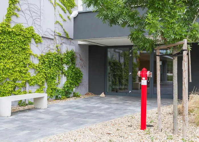 Spacy Modern Near Hockey Stadium Appartement