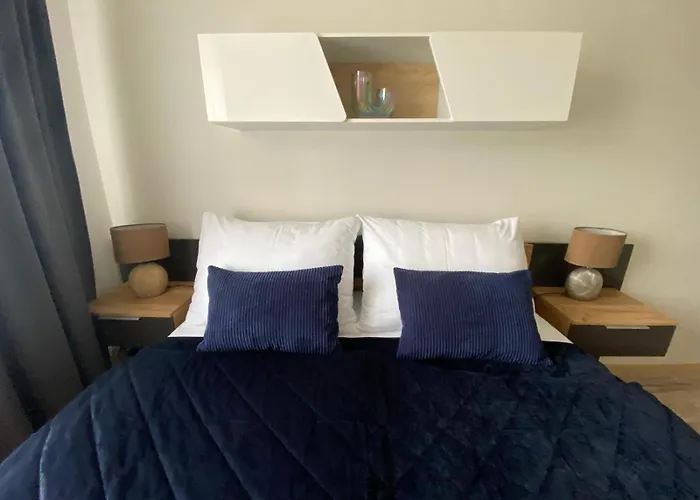 Spacy Modern Near Hockey Stadium Appartement